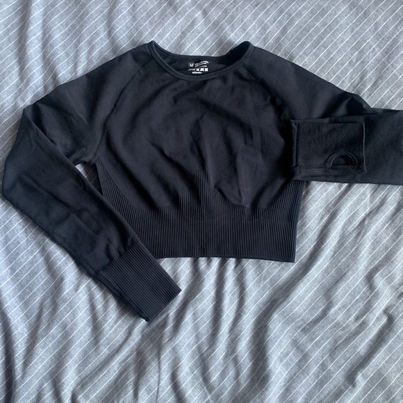 Women’s Workout Wear Bundle Size M - Picture 3 of 13